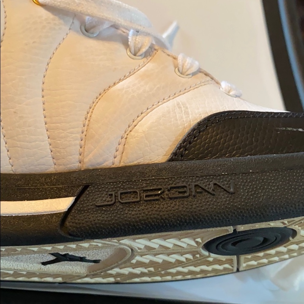 Air Jordan’s Sneakers - Picture 7 of 10